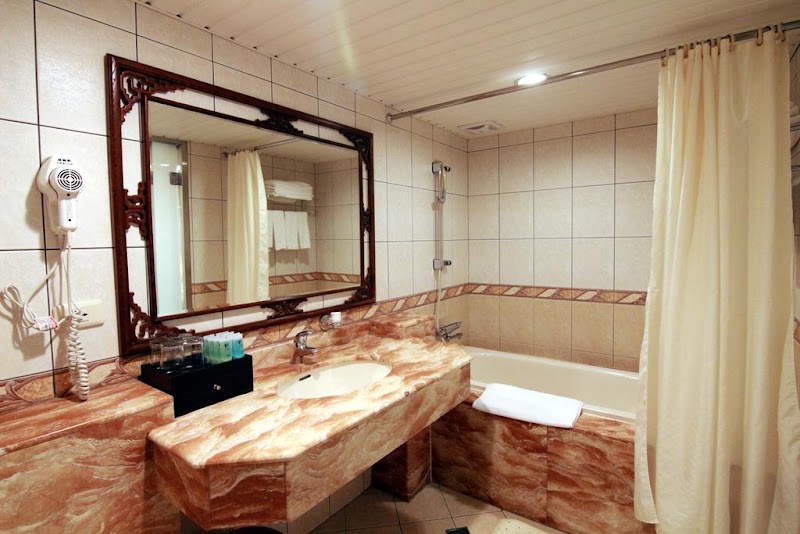 King's Paradise Hotel - King's Paradise Hotel No. 65之1號, Xinsheng Rd, Yongxing Village, Zhongli District, Taoyuan City, Taiwan 320