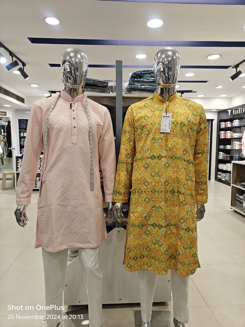 Mehta & Sons - Mehta & Sons P, 1, Circular Rd, New Colony, Road, Gurugram, Haryana 122001, India