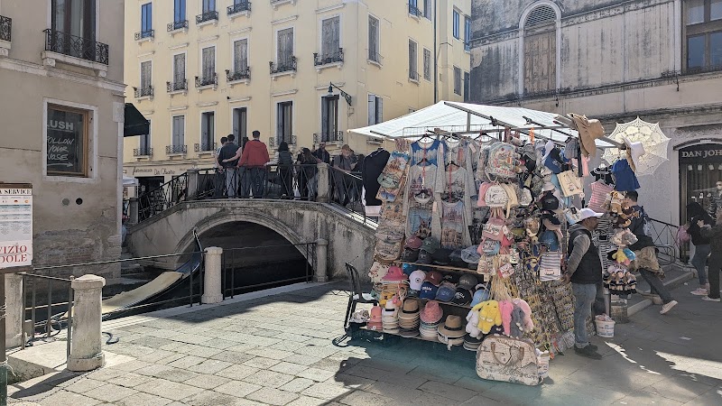 Ponte Chiodo - Ponte Chiodo Rio di san Felice, 30121 Venezia VE, Italy
