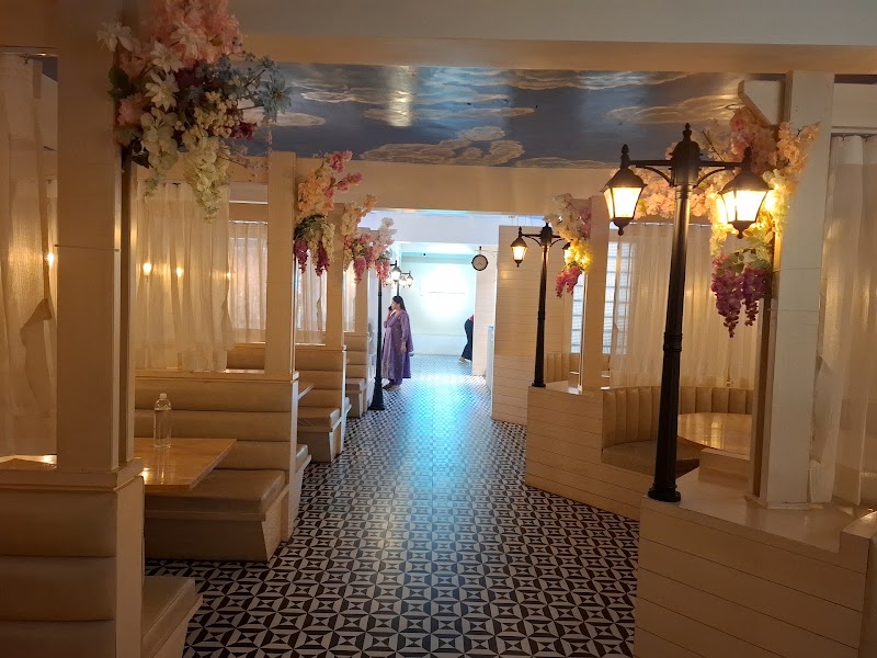 Jardin Fine Dine Restaurant - Jardin Fine Dine Restaurant Lakshmipuram Circle, Air Bypass Rd, Kennedy Nagar, Ashok Nagar, Tirupati, Andhra Pradesh 517501, India