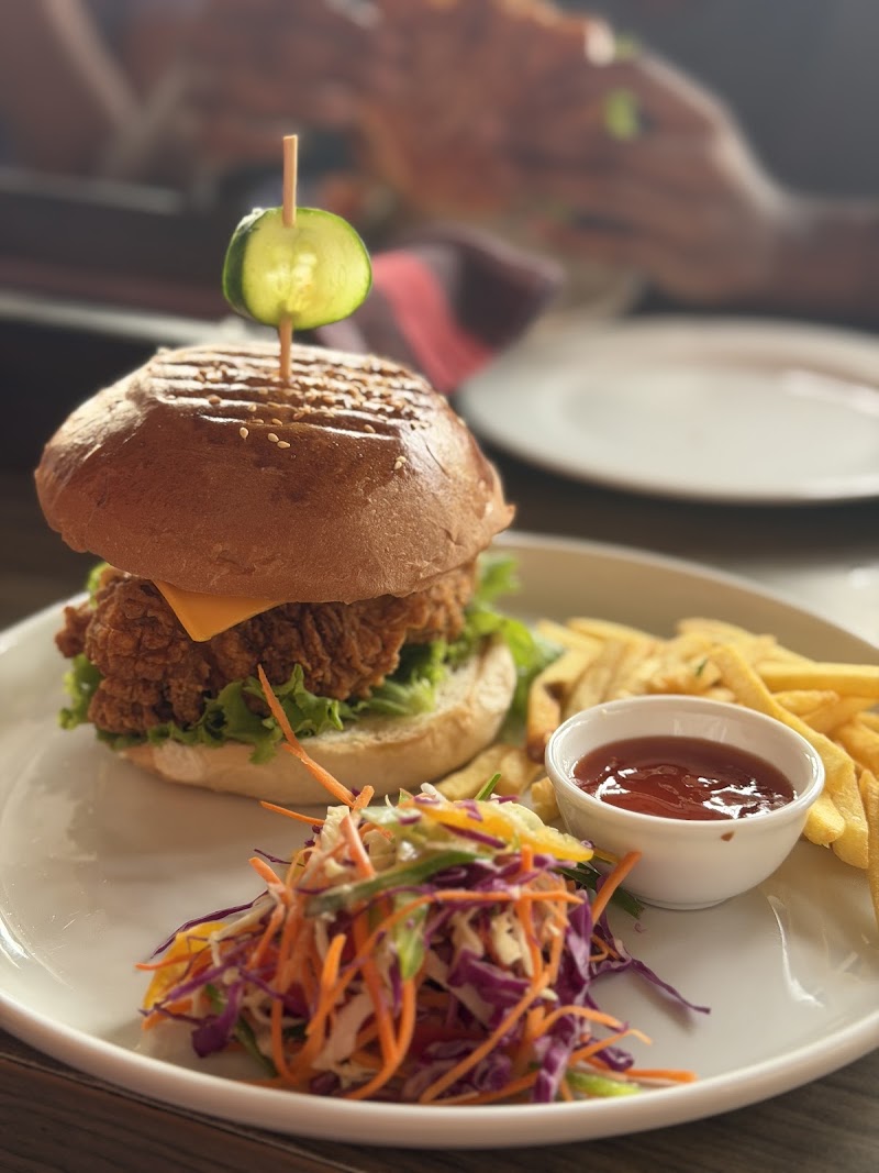 Café UFO Ella - Café UFO Ella 57 Wellawaya-Ella-Kumbalwela Hwy, Ella 90090, Sri Lanka