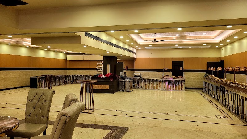 Swiss Hotel - Swiss Hotel G.T Road, Near LIC building, Opp Indian Oil Petrol Pump, Near opulent mall, 140, 3, Kotgaon, Kotgaon Village, Daulatpura, Ghaziabad, Uttar Pradesh 201009, India