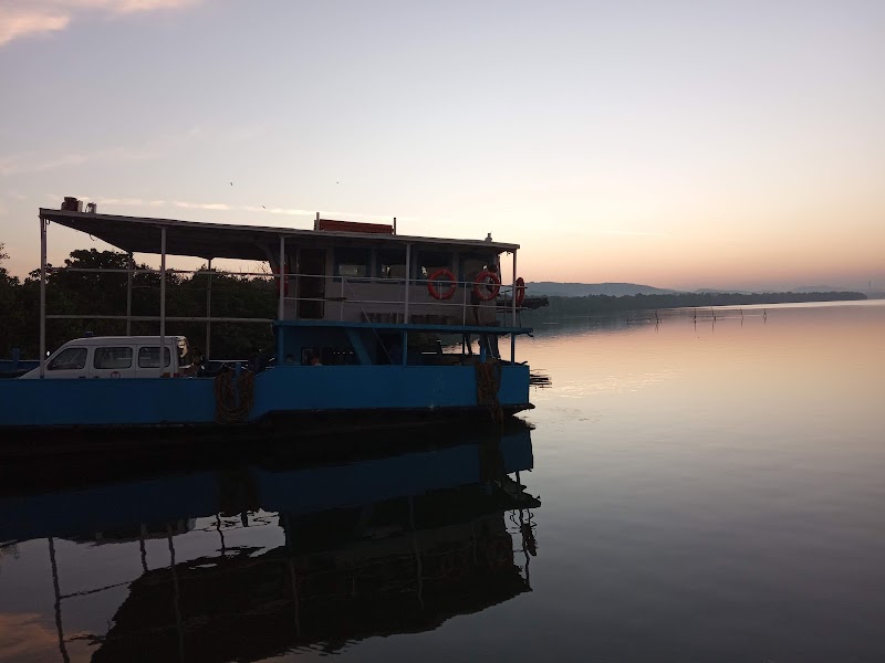 Durbhat Ferry Terminal - Durbhat Ferry Terminal, Durbhat Ferry Rd, Durbhat, Agapur, Goa 403401, India