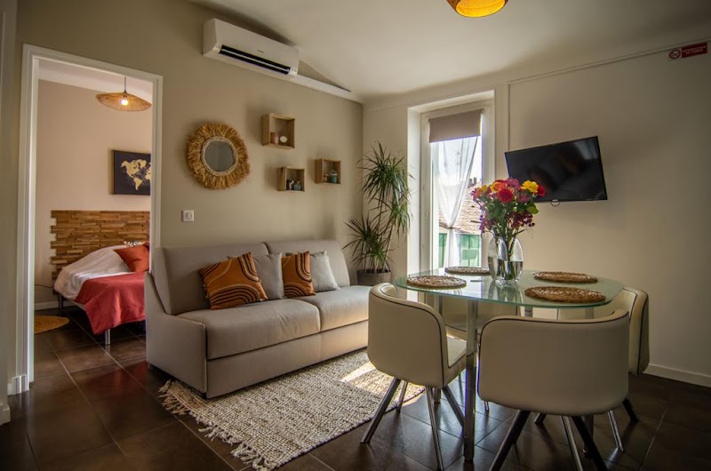 AUBERNON apartment (1min from the beach) - AUBERNON apartment (1min from the beach) 11 Imp. Aubernon, 06600 Antibes, France