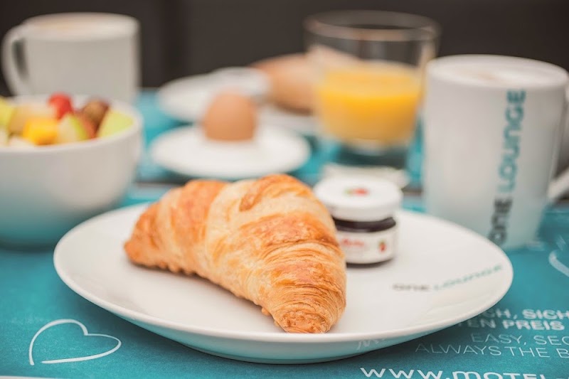 Hotel Motel One Berlin-Hackescher Markt - Hotel Motel One Berlin-Hackescher Markt, Dircksenstraße 36, 10179 Berlin, Germany