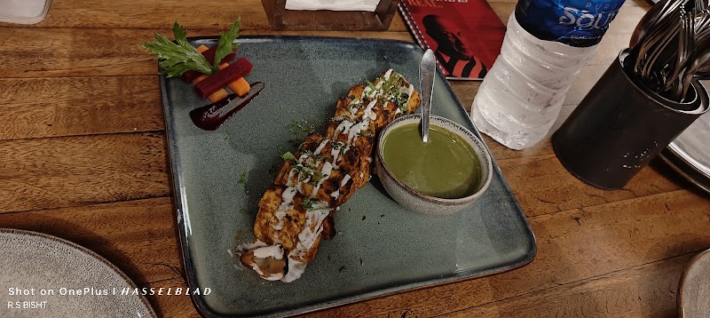 Pablo - The Art Cafe' & Lounge - Pablo - The Art Cafe' & Lounge 240/A, E High Ct Rd, Civil Lines, Nagpur, Maharashtra 440001, India