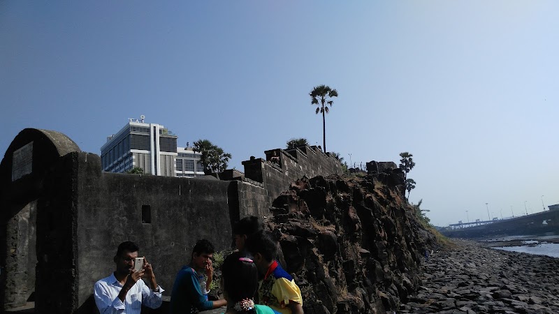 Castella de Aguada - Castella de Aguada, Mount Mary, Bandra West, Mumbai, Maharashtra 400050