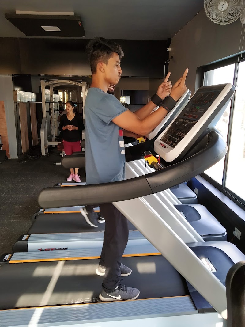 VNS FITNESS GYM - VNS FITNESS GYM, Bharat Nagar Colony, Ashok Nagar, Varanasi, Uttar Pradesh 221002, India