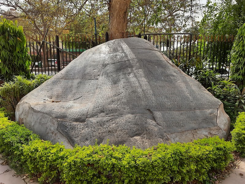 National Museum - National Museum Janpath Rd, Rajpath Area, Central Secretariat, New Delhi, Delhi 110011, India