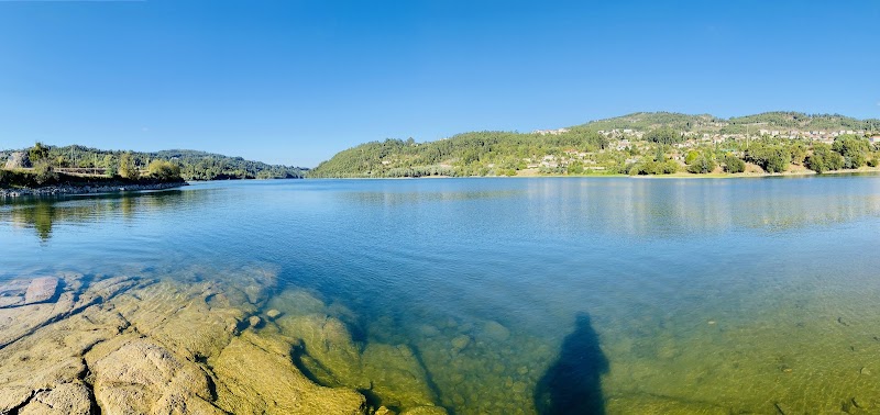 Praia Fluvial de Alpendorada - Praia Fluvial de Alpendorada R. Padre David Teixeira 1432, 4575 Alpendurada e Matos, Portugal