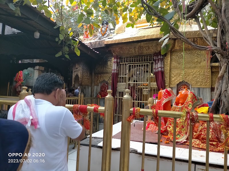 Chintpurni mata mandir - Chintpurni mata mandir R453+F54, Moien, Sahnewal, Chintpurni, Punjab 141120, India