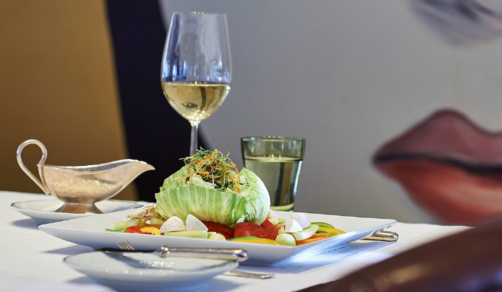 The Grill Dining & Lounge - The Grill Dining & Lounge, Cornich, Semiramis InterContinental, El Nile, قصر الدوبارة، قسم قصر النيل، محافظة القاهرة‬ 11511, Egypt
