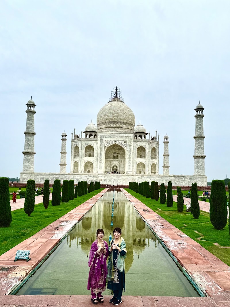 Privatetourguideagra “Historian of Eternal Love” - Privatetourguideagra “Historian of Eternal Love”, 07 GR Square, Opposite Trident Hotel, Fatehabad Road, Agra 282006, Fatehabad Rd, Tajganj, Agra, Uttar Pradesh 282001, India
