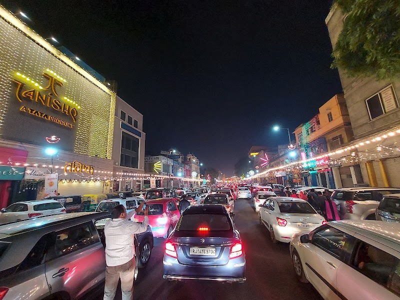 Mirza Ismail Road - Mirza Ismail Road Mirza Ismail Rd, Pink City, Jaipur, Rajasthan, India