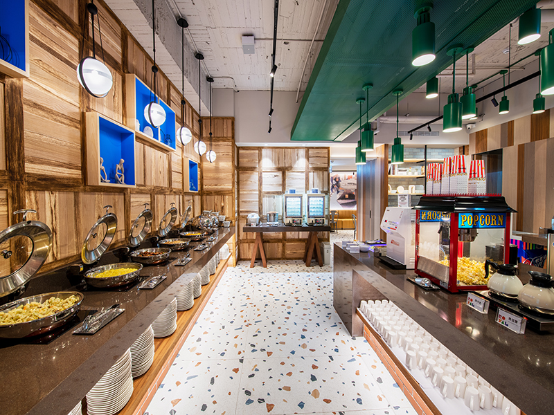 Royal Group Hotel Xiong Zhong Branch - Royal Group Hotel Xiong Zhong Branch No. 44號, Jianguo 3rd Rd, Gangxi Village, Sanmin District, Kaohsiung City, Taiwan 807