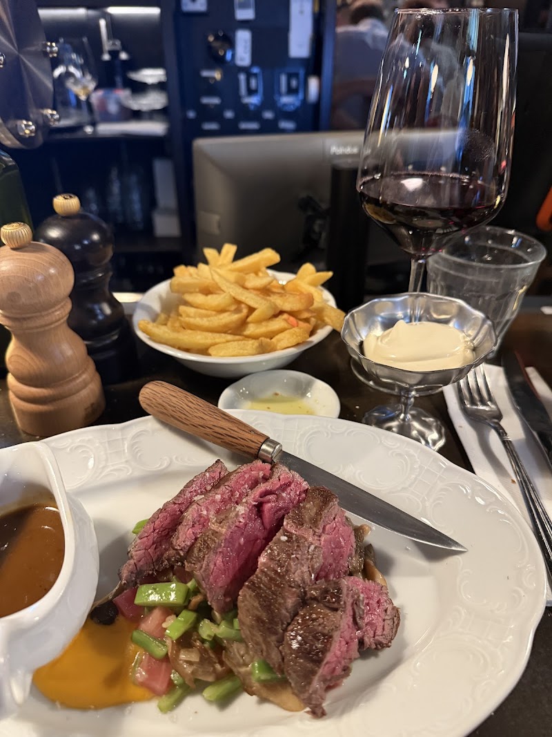 Café Sjiek - Café Sjiek Sint Pieterstraat 13, 6211 JM Maastricht, Netherlands