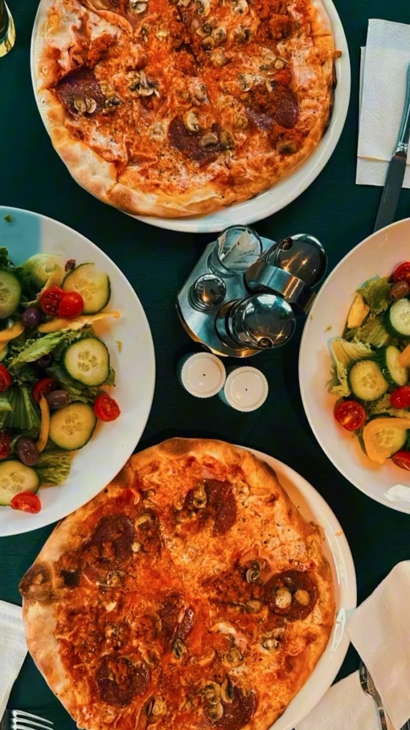 Pizzeria Valentin Aigen - Pizzeria Valentin Aigen Stöcklstraße 18, 5020 Salzburg, Austria