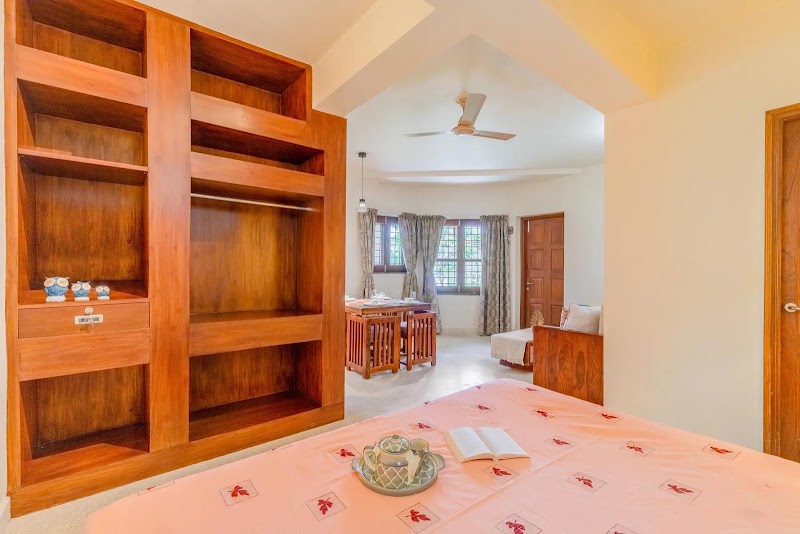 Alaya Stays by ELIVAAS Irayna - Villa in Bhimtal | 4 BHK Villa with Garden - Alaya Stays by ELIVAAS Irayna - Villa in Bhimtal | 4 BHK Villa with Garden House no - 52 Ward no - 05, Jind estate, near S.o.s, Tallital, Dungsil Shah, Bhimtal, Uttarakhand 263136, India