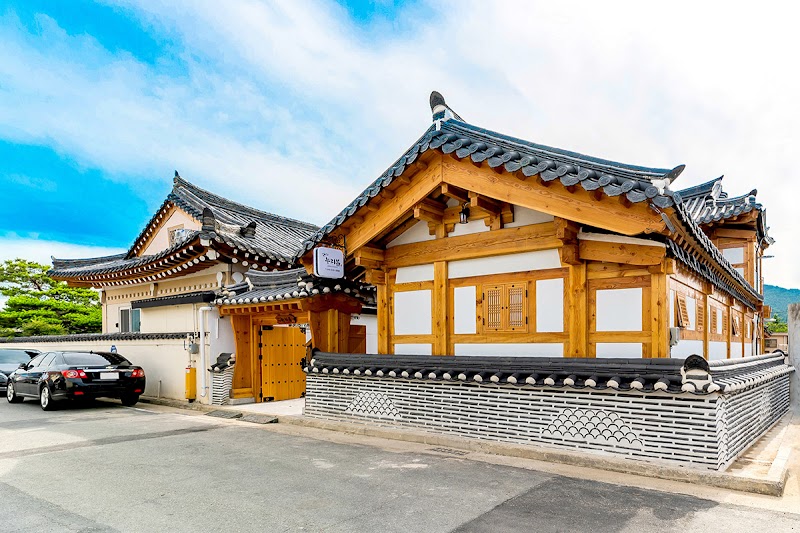Nuribom Hanok Stay