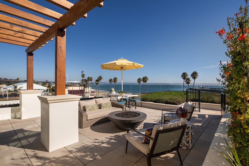 La Bahia Hotel & Spa - La Bahia Hotel & Spa 215 Beach St, Santa Cruz, CA 95060, USA