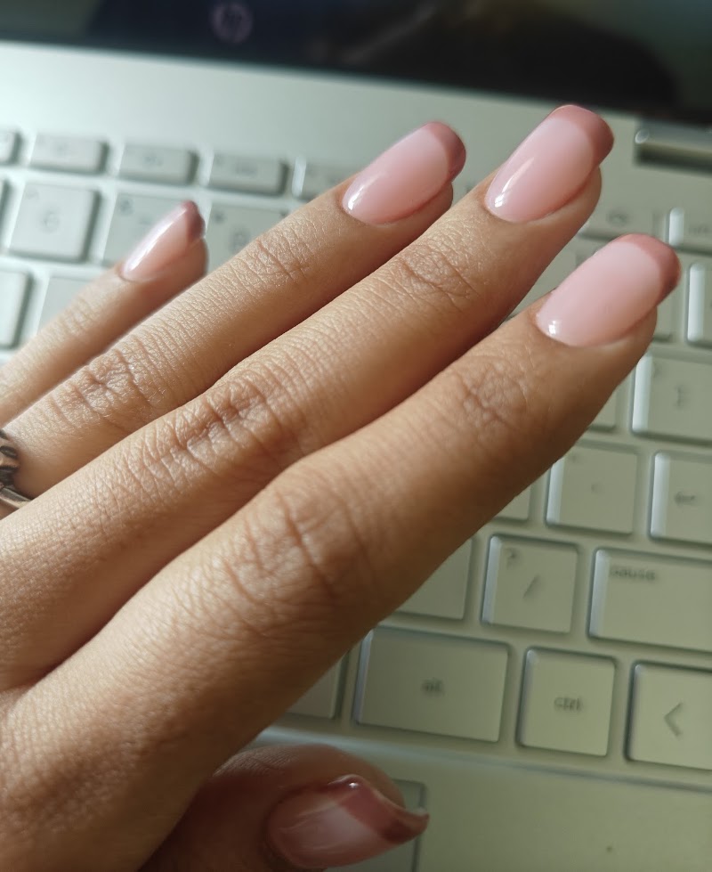 The SoBo Nail Salon - The SoBo Nail Salon Shop no 1 Mumtaz auto garage next to mtnl Juhu road Santacruz West, Juhu Koliwada, Juhu, Mumbai, Maharashtra 400054, India