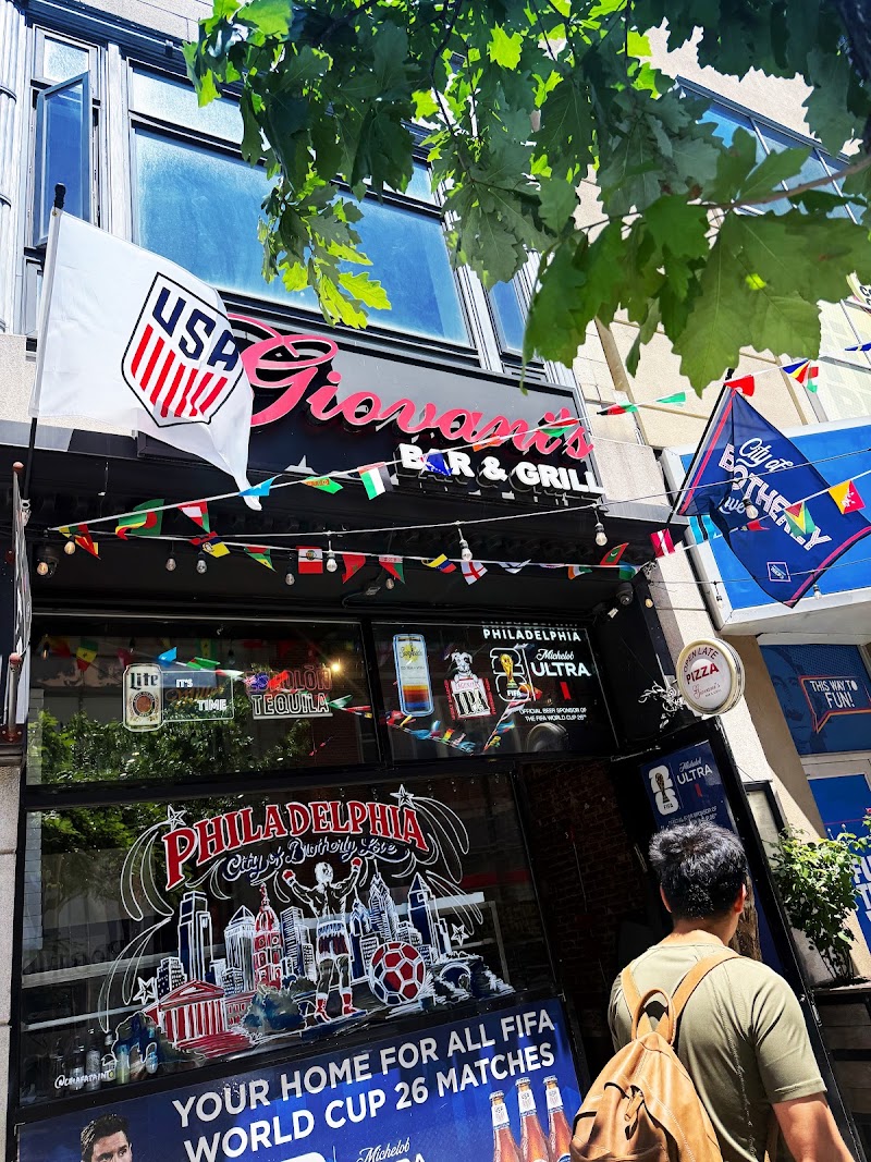 Giovani's Pizza Sports Bar in Philadelphia