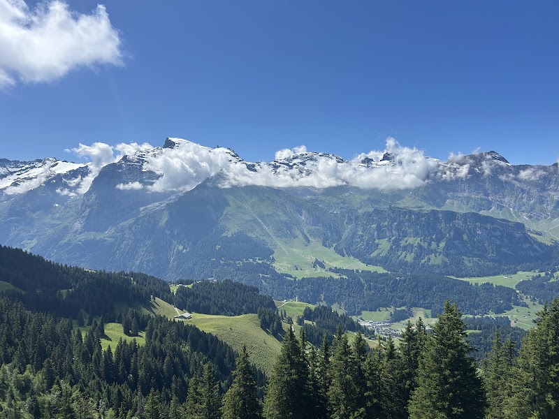 Skigebiet Engelberg-Titlis, Schweiz - Skigebiet Engelberg-Titlis, Schweiz, Talstation: Gerschnistrasse 12, 6390 Engelberg, Switzerland