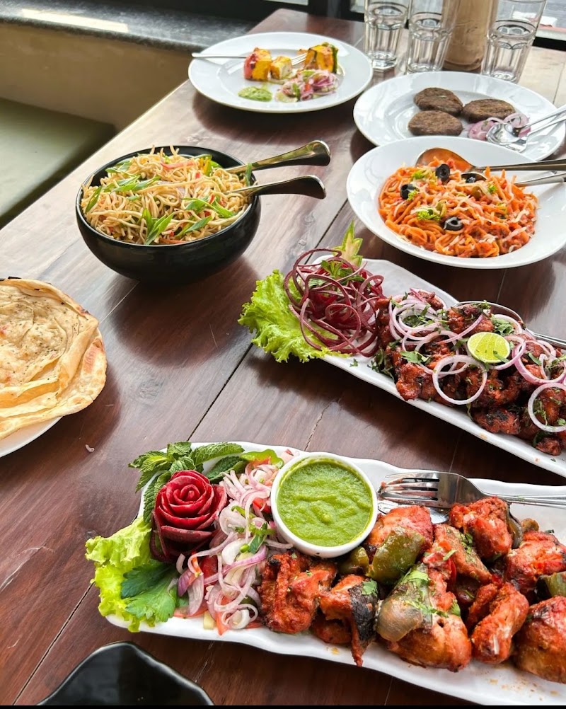 Bawarchi Restaurant Canal Road - Bawarchi Restaurant Canal Road Samvedna Healthcare, Canal Rd, next to A Plus Car Care, Kishanpur, Dehradun, Uttarakhand 248009, India