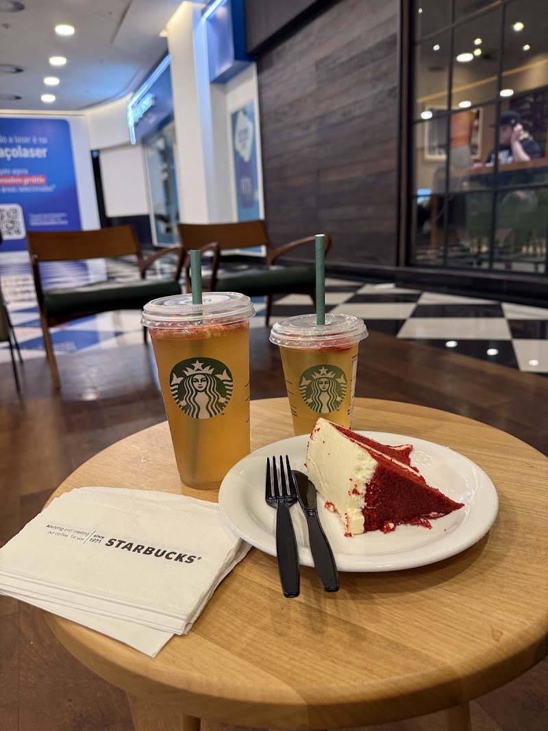Starbucks - Starbucks, R. Palestra Itália, 500 - SUC 120 - Perdizes, São Paulo - SP, 05005-900, Brazil