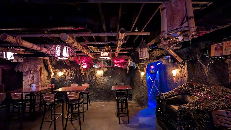 Secret Island Tiki Restaurant and Lounge - Secret Island Tiki Restaurant and Lounge Underground below Shannon's on Pine, 209 Pine Ave, Long Beach, CA 90802, USA