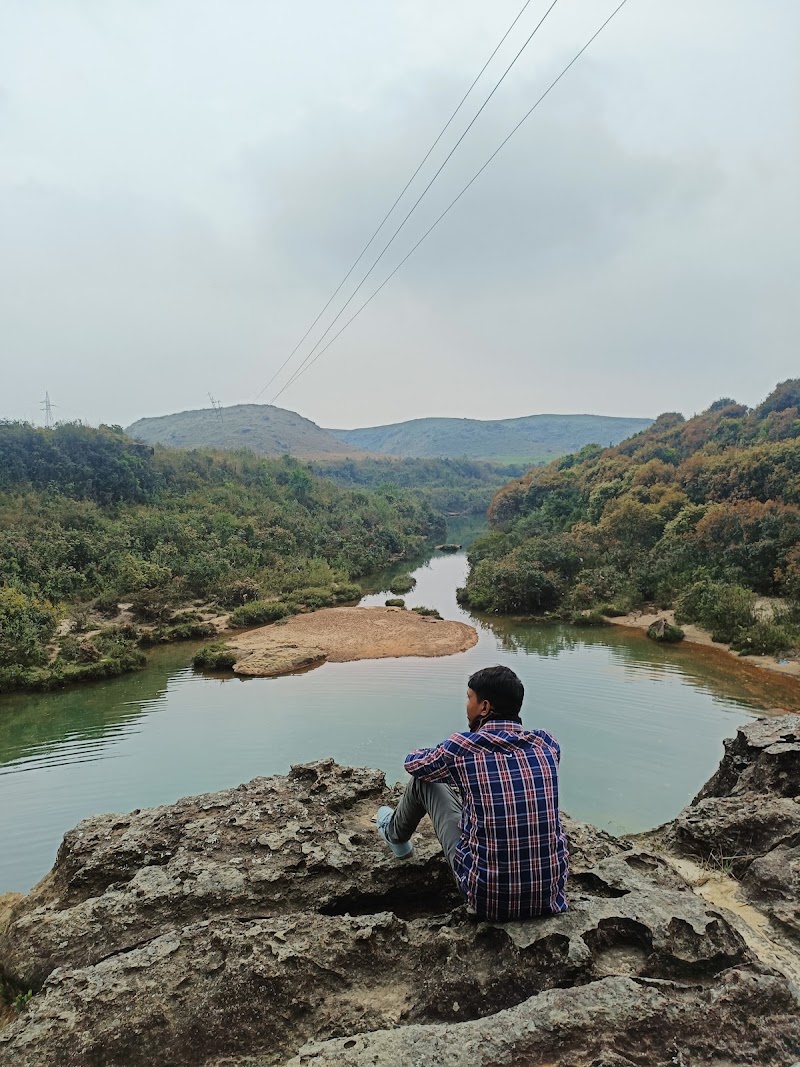 Lyngngai Falls - Lyngngai Falls 8PH9+CP3, Sohra, Meghalaya 793108, India
