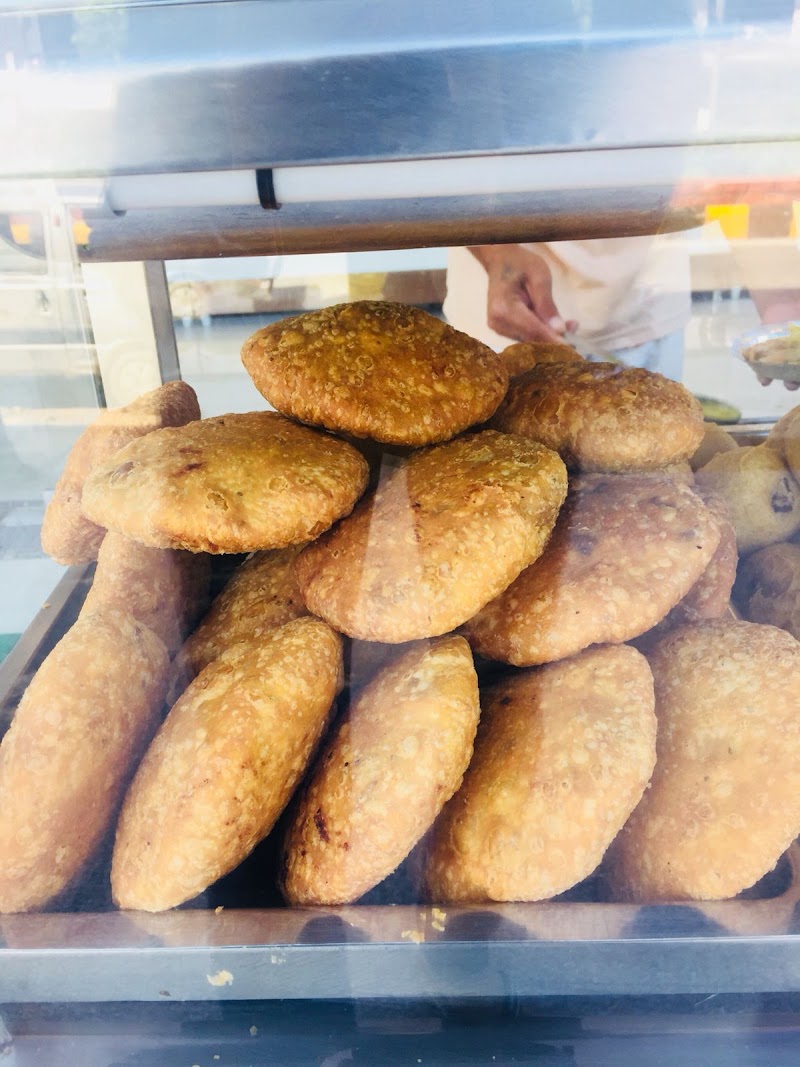 Shree babuji jodhpur misthan bhandar and bakery - Shree babuji jodhpur misthan bhandar and bakery Uit Complex, Airport Rd, Sundarwas, Khempura, Udaipur, Rajasthan 313003, India