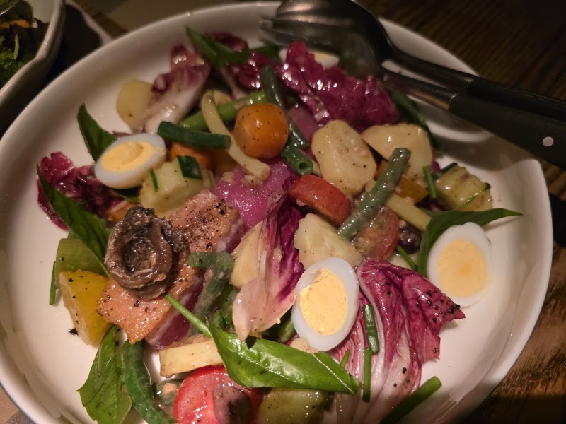 Oskar Bistro Bangkok - Oskar Bistro Bangkok 24 Soi Sukhumvit 11, Khwaeng Khlong Toei Nuea, Watthana, Krung Thep Maha Nakhon 10110, Thailand