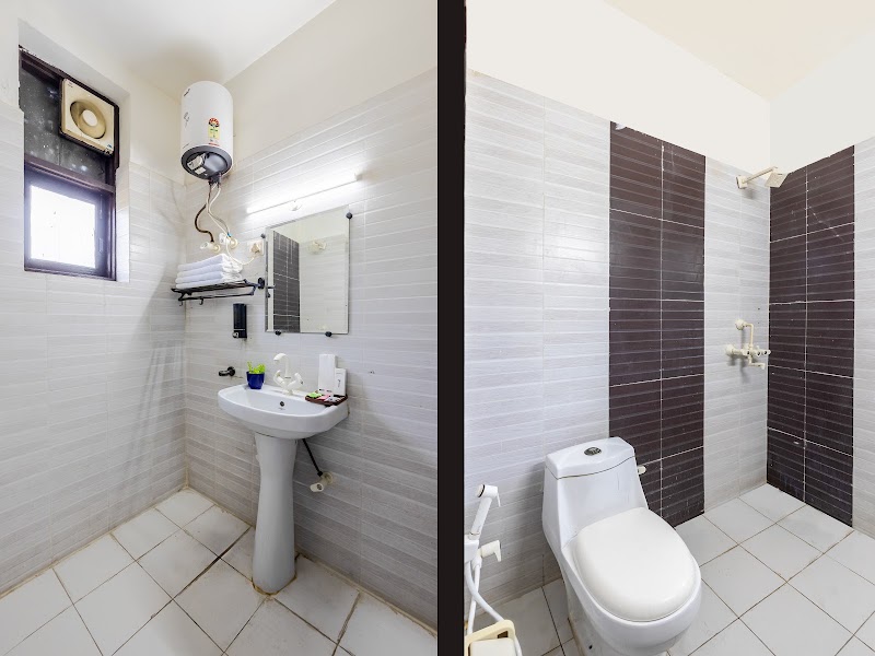 Hotel Diamond Stay By ASPL - Hotel Diamond Stay By ASPL H- Block, House. 57-A, Sector 51, Noida, Uttar Pradesh 201301, Sector 51, Noida, Uttar Pradesh 201303, India