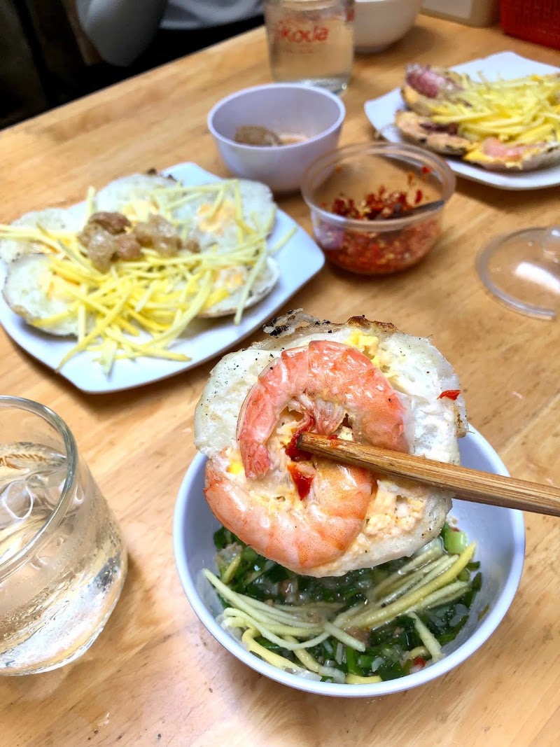 Bánh Căn Út Năm - Bánh Căn Út Năm, 19 Ngô Đến, Bắc Nha Trang, Khánh Hòa 650000, Vietnam