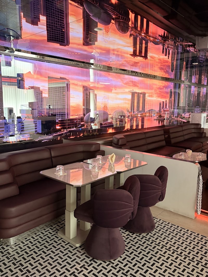 Milli - Sky Dining, Bar & Lounge - Milli - Sky Dining, Bar & Lounge 1 St Andrew's Rd, #05-02, #06-01 National Gallery Singapore, Singapore 178957