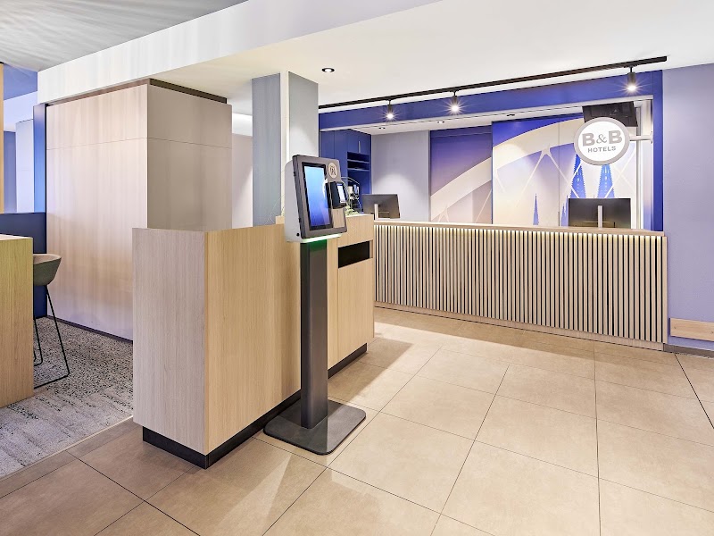 B&B HOTEL Köln-Messe - B&B HOTEL Köln-Messe Gummersbacher Str. 6, 50679 Köln, Germany