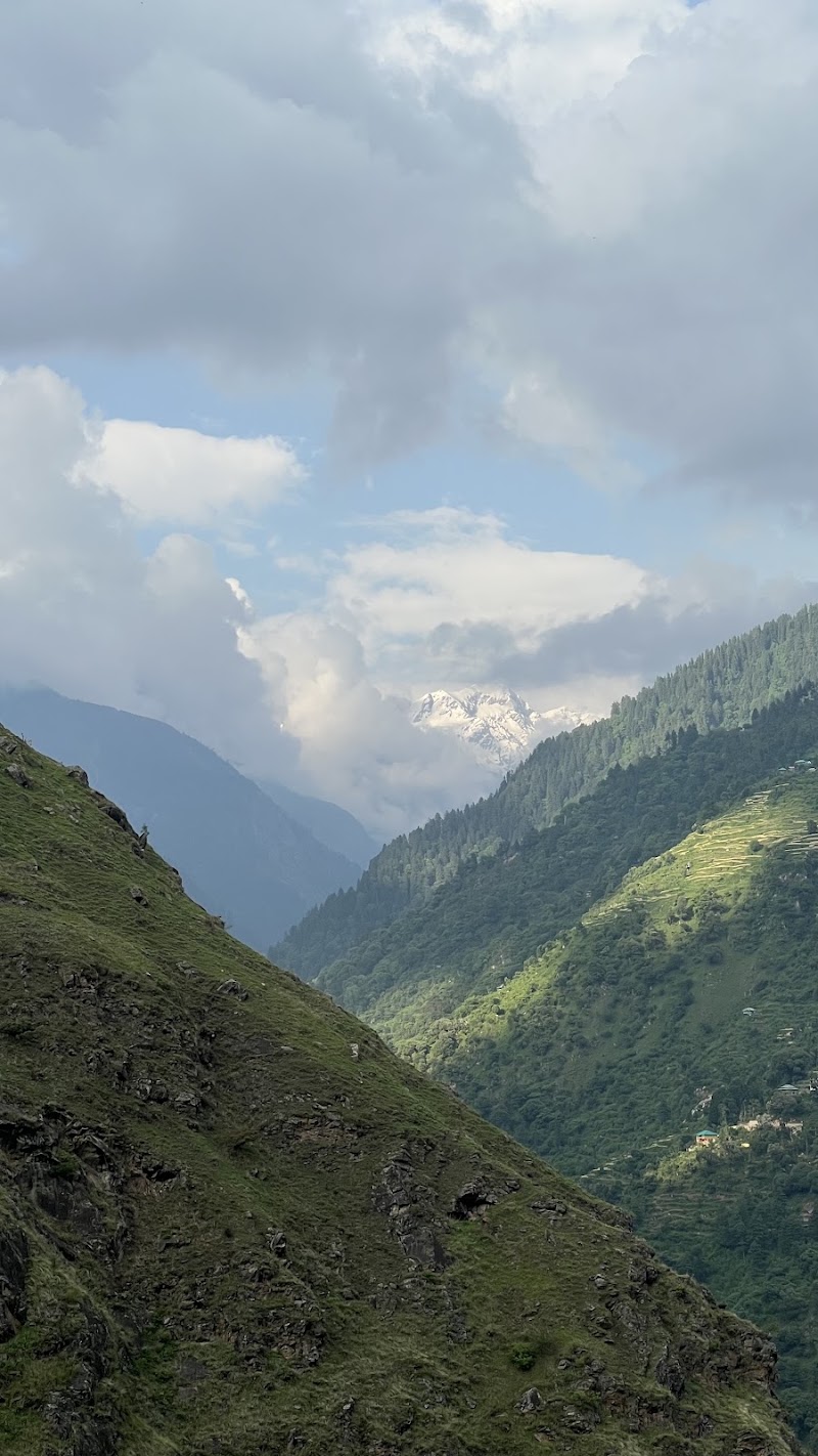 Tirthan River Mount View - Tirthan River Mount View Tirthan Valley Village Rikhli, P.o. Gushaini, Teh, Banjar, Chippni, Himachal Pradesh 175123, India