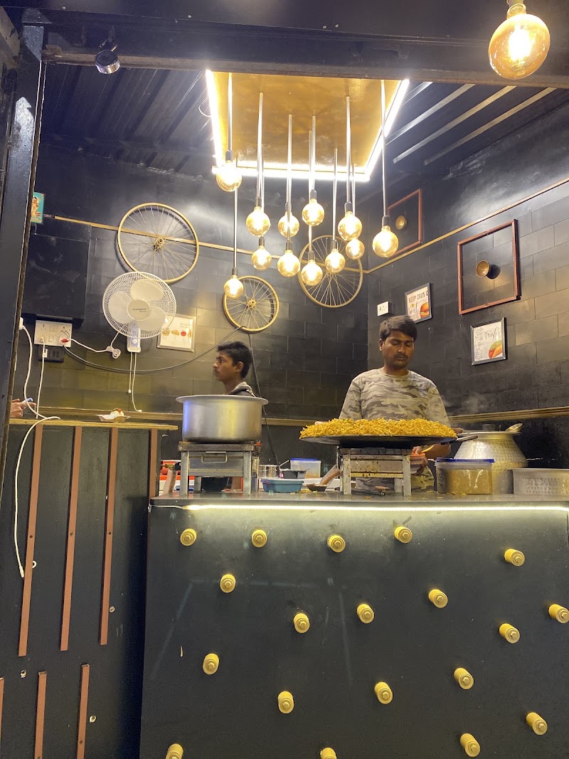 Chef Burma - Chef Burma, 200 Feet Radial Road, Sri Sai Nagar, Thoraipakkam, Chennai 600096, near Chennai Food Town, Chennai, Tamil Nadu 600097, India