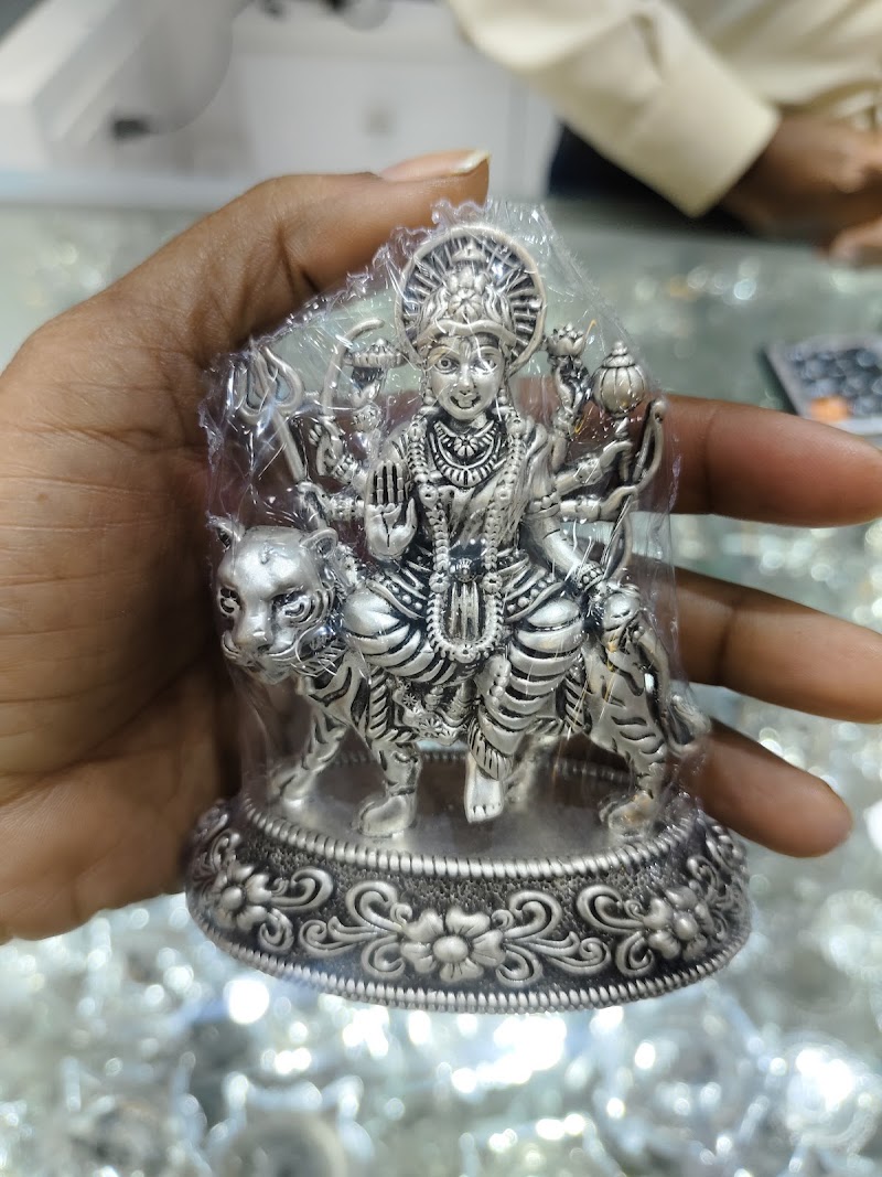 Roy Gold & Diamonds - Roy Gold & Diamonds, Old No 27, Southend Circle, 7/1, 14th Cross Rd, next to Ram Krishna Hospital, Jaya Nagar 1st Block, Jayanagar 3rd Block, Jayanagar, Bengaluru, Karnataka 560011, India