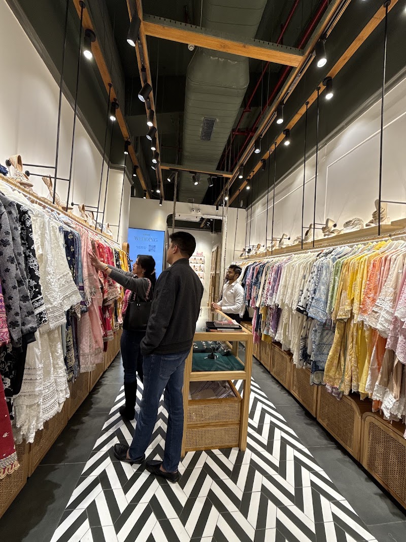 Mulmul- DLF Promanade Mall - Mulmul- DLF Promanade Mall Shop No. 263A First Floor, DLF Promenade Mall, Vasant Kunj II, Vasant Kunj, New Delhi, Delhi 110070, India