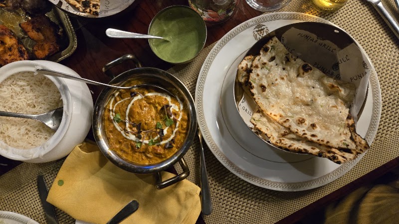 Punjab Grill DLF Cyber Hub - Punjab Grill DLF Cyber Hub Shop 19, Ground, Cyber City, DLF Tower 10th Rd, DLF Cyber City, DLF Phase 2, Sector 24, Gurugram, Haryana 122002, India