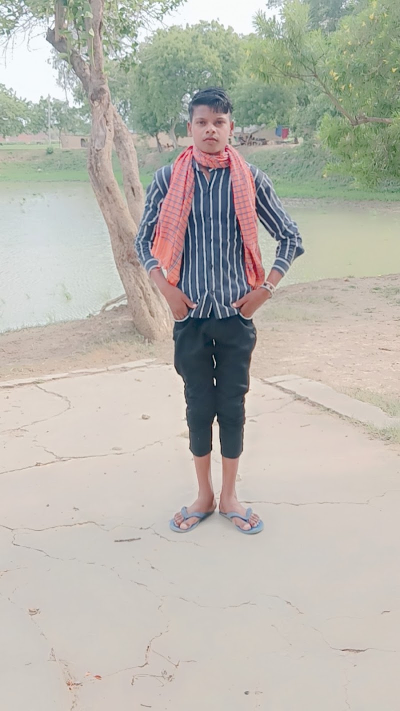 Shaheed Park - Shaheed Park 8XJJ+GH3, Chapel Rd, Varanasi cantonment, Varanasi, Uttar Pradesh 221002, India
