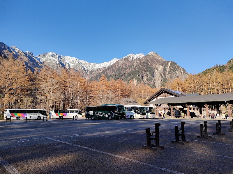 Kamikochi Car Park - Kamikochi Car Park, Kamikochi Azumi, Matsumoto, Nagano 390-1516, Japan