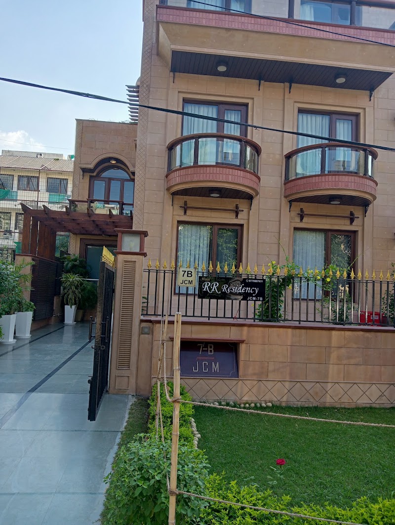 FabHotel RR Residency - Hotel in DLF Phase 2, Gurgaon