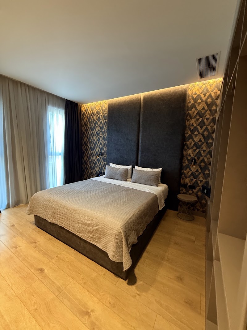 Starlight Hotel - Starlight Hotel 8RJC+HVP, Tiranë, Albania