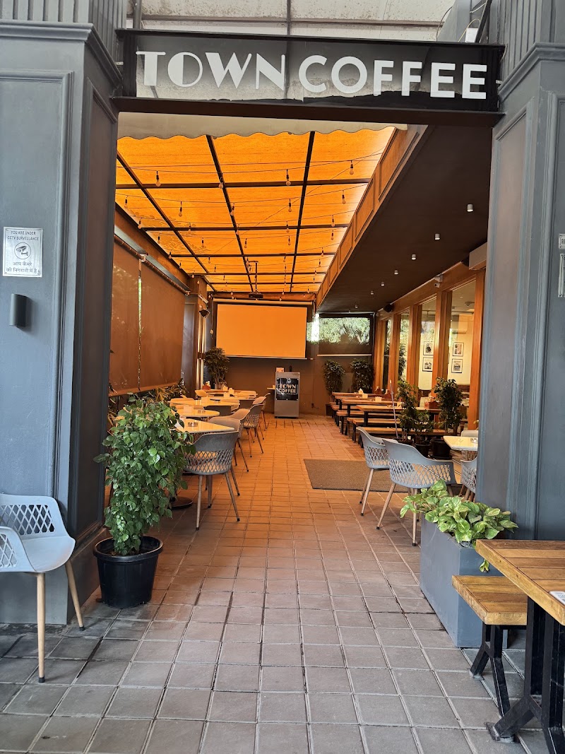 Town Coffee 2.0 - Town Coffee 2.0 Plot no. 4, Durgadas Colony, C Scheme, Ashok Nagar, Jaipur, Rajasthan 302001, India