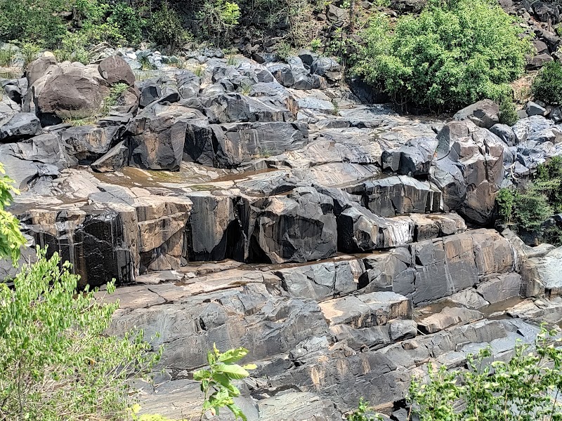 Honed Waterfall - Honed Waterfall, Unnamed Road, Chhattisgarh 494331, India