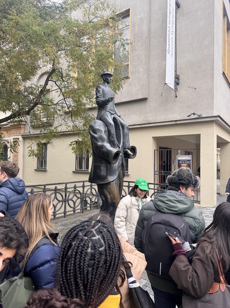 Statue of Franz Kafka - Statue of Franz Kafka, Dušní, 110 00 Praha 1-Staré Město, Czechia