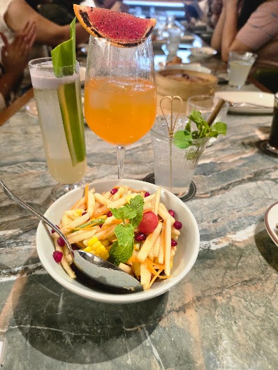 Muro - Muro 5, Museum Rd, next to Toscano Restaurant, Shanthala Nagar, Ashok Nagar, Bengaluru, Karnataka 560001, India